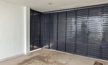 CASA EN RENTA EN PLAZUELAS DE ZEREZOTLA,  PARA PERSONAS DE 3A EDAD CON ELEVADOR