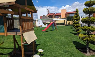 CASA EN RENTA EN PLAZUELAS DE ZEREZOTLA,  PARA PERSONAS DE 3A EDAD CON ELEVADOR