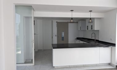 CASA EN RENTA EN PLAZUELAS DE ZEREZOTLA,  PARA PERSONAS DE 3A EDAD CON ELEVADOR