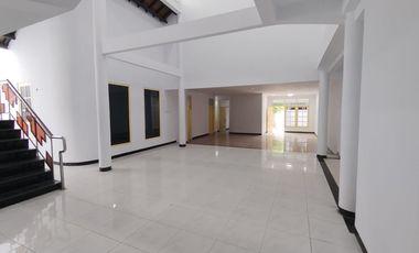 Rumah Bisa Untuk Kantor Di Griya Indah Jl. Godean  KM 3 Dekat UGM