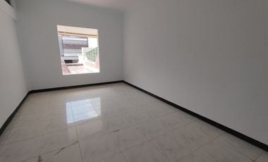 Rumah Bisa Untuk Kantor Di Griya Indah Jl. Godean  KM 3 Dekat UGM