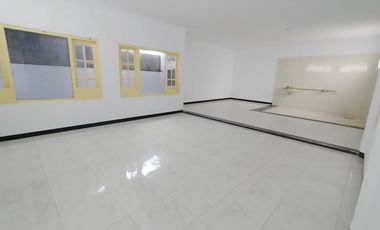 Rumah Bisa Untuk Kantor Di Griya Indah Jl. Godean  KM 3 Dekat UGM