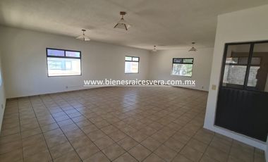 LOCAL EN VENTA EN TEQUISQUIAPAN