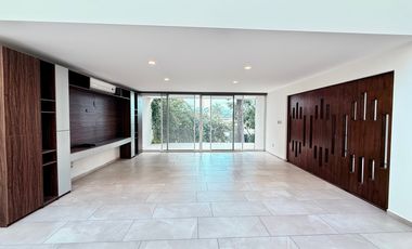 Casa en RENTA en el campestre