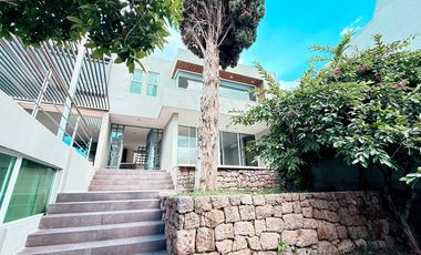 Casa en RENTA en el campestre