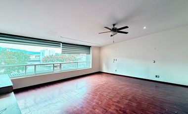 Casa en RENTA en el campestre