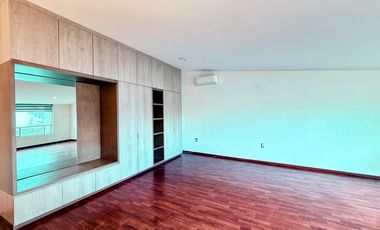 Casa en RENTA en el campestre