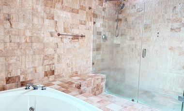 Casa en RENTA en el campestre