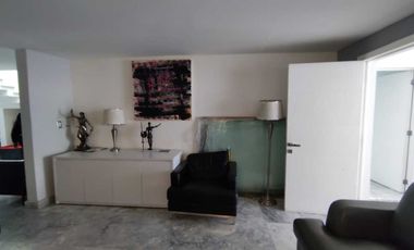 Casa Remodelada con Acabados Premium