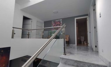 Casa Remodelada con Acabados Premium