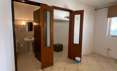 CASA EN RENTA EN CAMPECHE: FRACC.LOMAS DE LAS FLORES