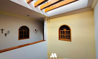 Casa en Venta en Real Vista Hermosa Colima cerca Hospital Puerta Hierro