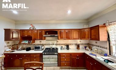 Casa en Venta en Real Vista Hermosa Colima cerca Hospital Puerta Hierro