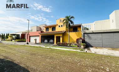 Casa en Venta en Real Vista Hermosa Colima cerca Hospital Puerta Hierro