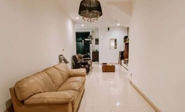 Dijual Rumah 2Lantai Di Puri Laras Cirendeu - Tangsel