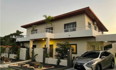 SAN CARLOS/ COSTA ESMERALDA / 930m2/ 4 HABITAC/ PISCINA / NEGOCIABLE