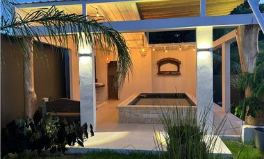 SAN CARLOS/ COSTA ESMERALDA / 930m2/ 4 HABITAC/ PISCINA / NEGOCIABLE