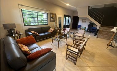 SAN CARLOS/ COSTA ESMERALDA / 930m2/ 4 HABITAC/ PISCINA / NEGOCIABLE