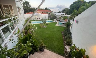 SAN CARLOS/ COSTA ESMERALDA / 930m2/ 4 HABITAC/ PISCINA / NEGOCIABLE
