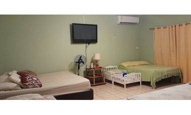 CHAME / NUEVA GORGONA / 2000M / 3 HABITACIONES / 5 PARKING / PISCINA