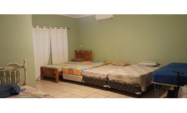 CHAME / NUEVA GORGONA / 2000M / 3 HABITACIONES / 5 PARKING / PISCINA