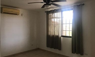 BRISAS DEL GOLF / 463 M2 / 5 HABITACION / 2 PARKING / ESQUINA / DUPLEX