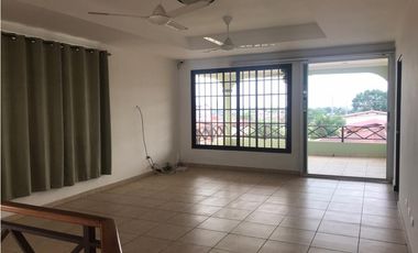 BRISAS DEL GOLF / 463 M2 / 5 HABITACION / 2 PARKING / ESQUINA / DUPLEX