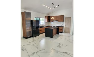 VENTA CASA  SAN CARLOS