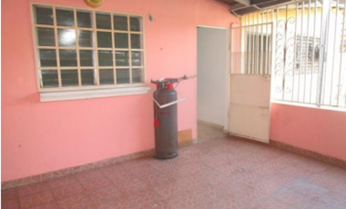 SE VENDE CASA EN VILLA BELEN.