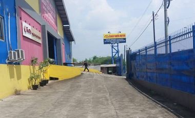 Dijual Gudang/ ruang usaha di jln raya Interchange, Karawang Barat