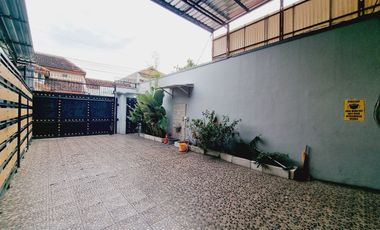 Rumah Mewah 1,5Lt Luas Strategis Akses Jln Lebar di Solo