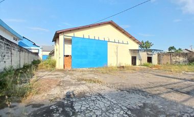 Gudang di lokasi strategis Jl. Tajem Maguwo Dekat  Ring Road Utara