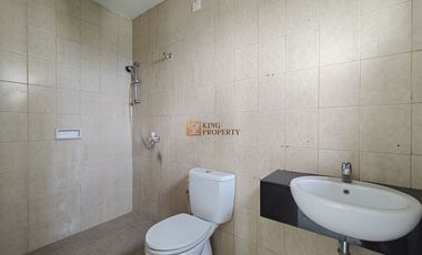 Strategis Sewa Rumah 2Lt. Unfurnished di Perumahan Cosmo Park Atas Mall Thamrin City Dekat ke Grand Indonesia, Thamrin & Stasiun