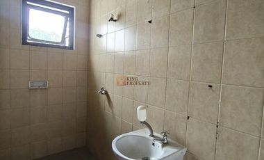 Strategis Sewa Rumah 2Lt. Unfurnished di Perumahan Cosmo Park Atas Mall Thamrin City Dekat ke Grand Indonesia, Thamrin & Stasiun