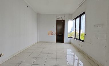 Strategis Sewa Rumah 2Lt. Unfurnished di Perumahan Cosmo Park Atas Mall Thamrin City Dekat ke Grand Indonesia, Thamrin & Stasiun