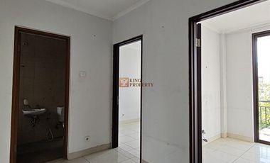 Strategis Sewa Rumah 2Lt. Unfurnished di Perumahan Cosmo Park Atas Mall Thamrin City Dekat ke Grand Indonesia, Thamrin & Stasiun