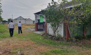 RUMAH DI PERUM GRIYA MUTIARA MUNGGUT F-24, MUNGGUT, WUNGU MADIUN