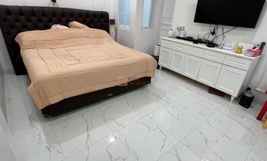 Dijual Luxury Home Puri Mansion – 4+1 BR, 3,5 Lt, Rooftop Garden