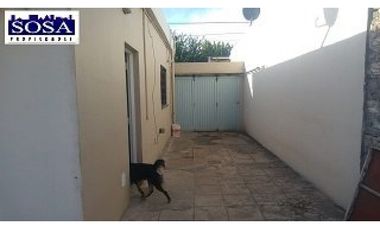 Casa en venta en G. Catan, Buenos Aires Calle: Martinez Nº 460