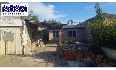Casa en venta en G. Catan, Buenos Aires Calle: Martinez Nº 460