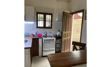 CHALET 4 AMBIENTES CON PILETA- BOSQUE PERALTA RAMOS