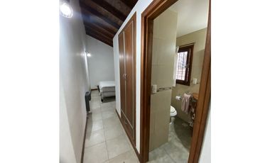 CHALET 4 AMBIENTES CON PILETA- BOSQUE PERALTA RAMOS