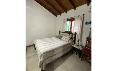 CHALET 4 AMBIENTES CON PILETA- BOSQUE PERALTA RAMOS