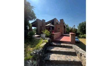 VENTA – CASA EN TALA HUASI (Córdoba)bajada al rio