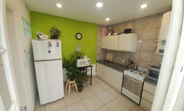 P.H. 3 ambientes. Apto Crédito. Zona San Juan. Cel. 223542----