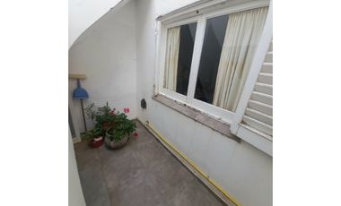 P.H. 3 ambientes. Apto Crédito. Zona San Juan. Cel. 223542----