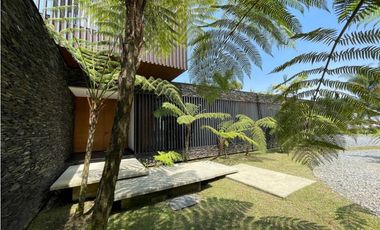 Vendo Casa Campestre en El Poblado. Sector los Balsos