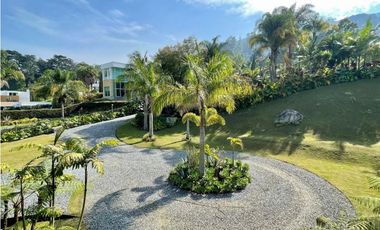 Vendo Casa Campestre en El Poblado. Sector los Balsos