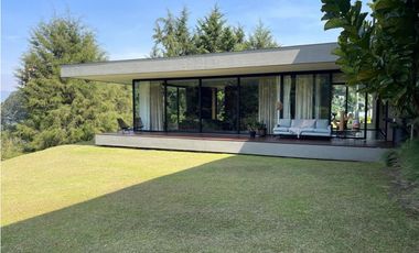 Vendo Casa Campestre en El Poblado. Sector los Balsos