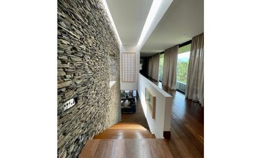 Vendo Casa Campestre en El Poblado. Sector los Balsos